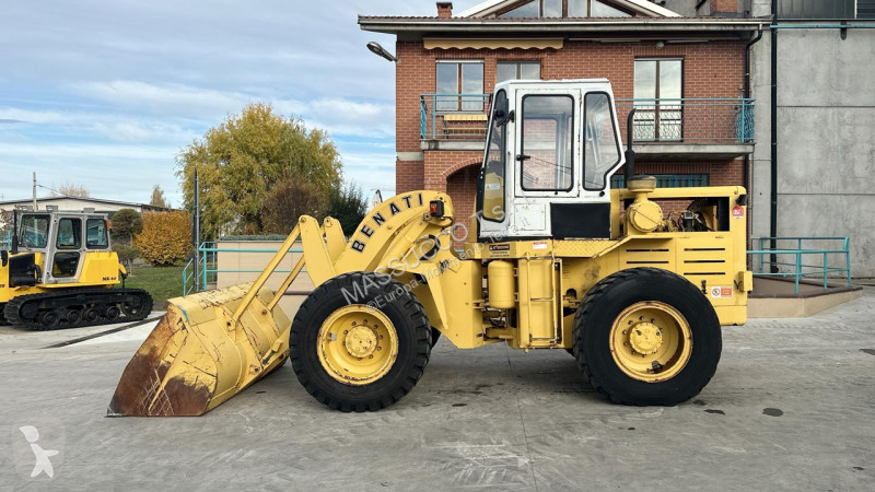 Фронтальный погрузчик Benati 12 S 4X4