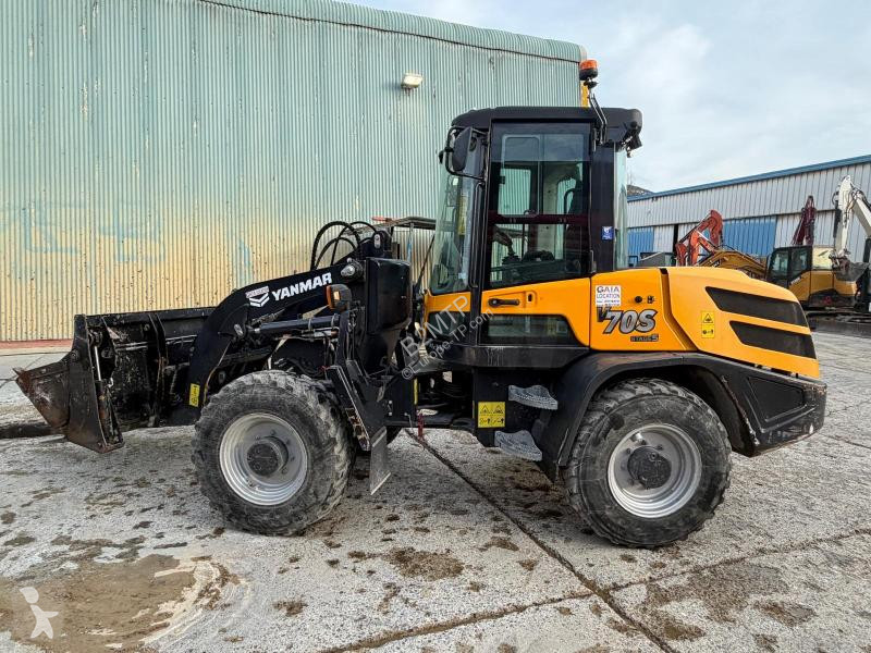 مُحمّلة Yanmar  V70S