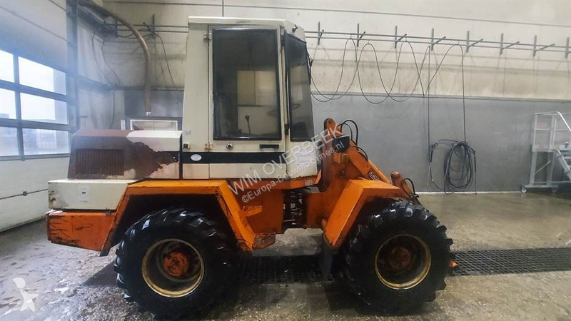 Nakladač Schaeff SKL 832 (For parts)