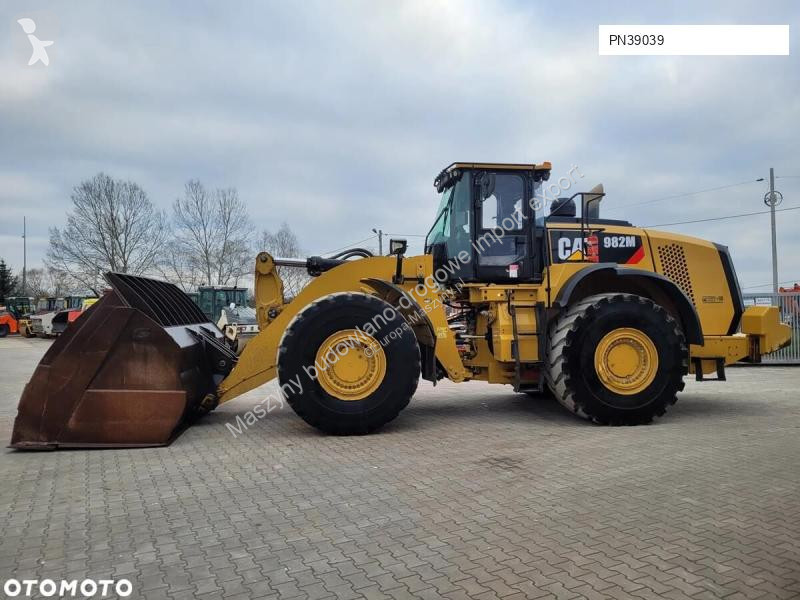Chargeuse Caterpillar 982M