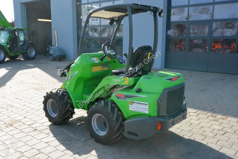 Nakladač  635 i
