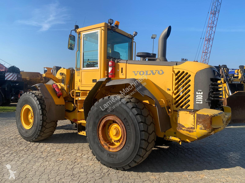 Nakladač Volvo L110