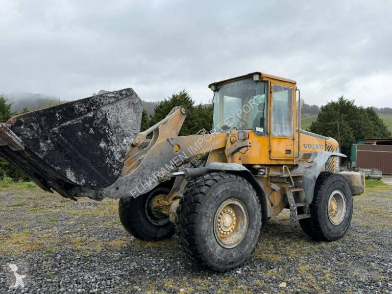 Pala cargadora Volvo 121 17000KG