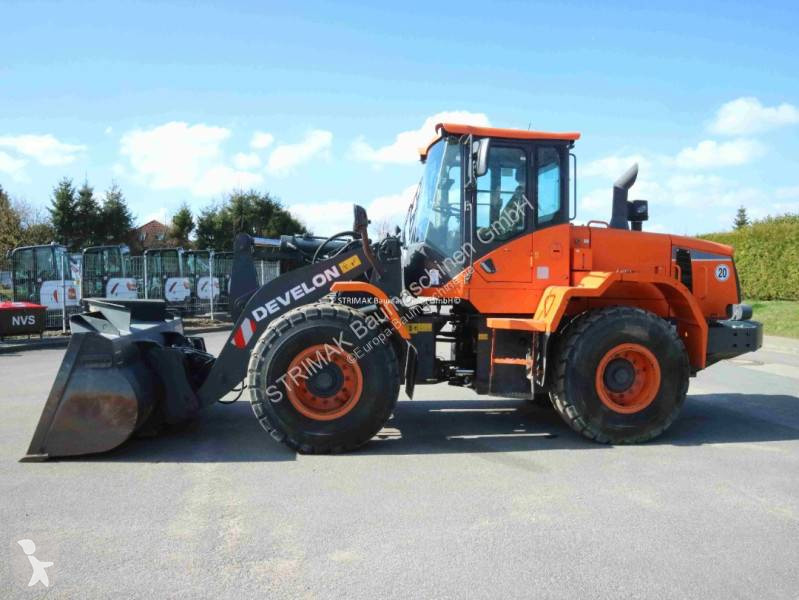 Nakladač Doosan DL 250-5