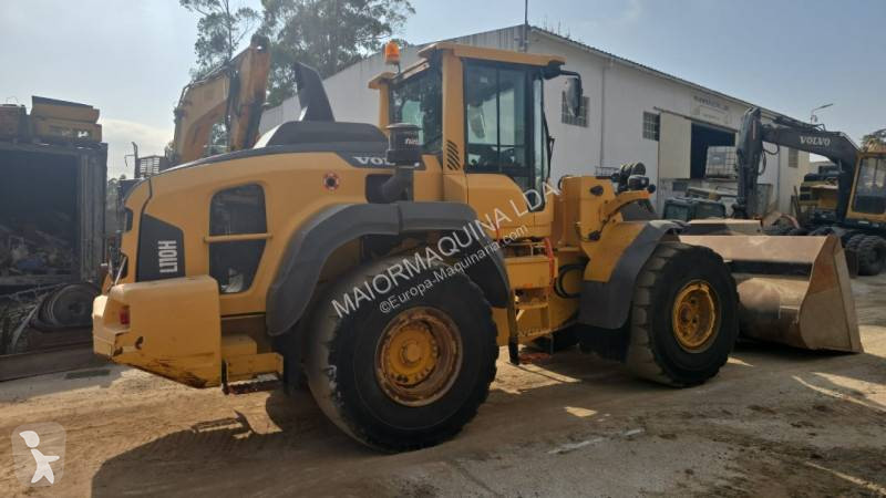 Nakladač Volvo L110H