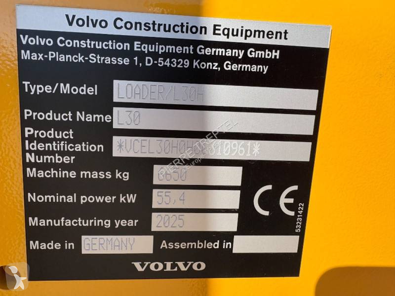 Nakladač Volvo L30H