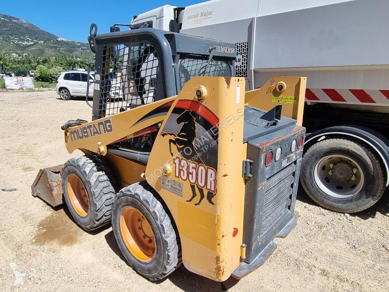 مُحمّلة Mustang  1350