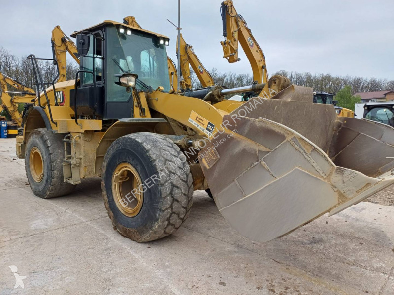 Nakladač Caterpillar 950GC
