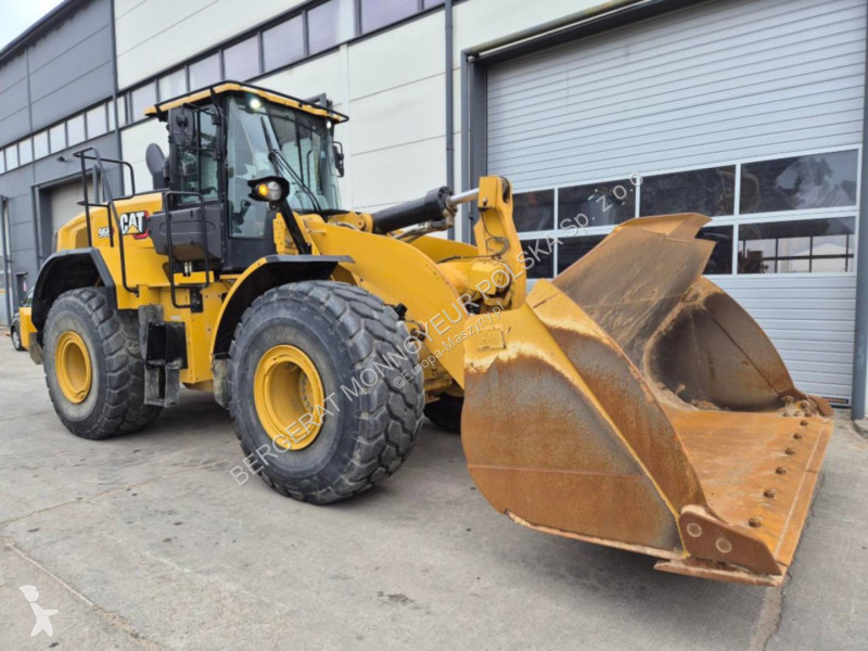 Nakladač Caterpillar 966-14