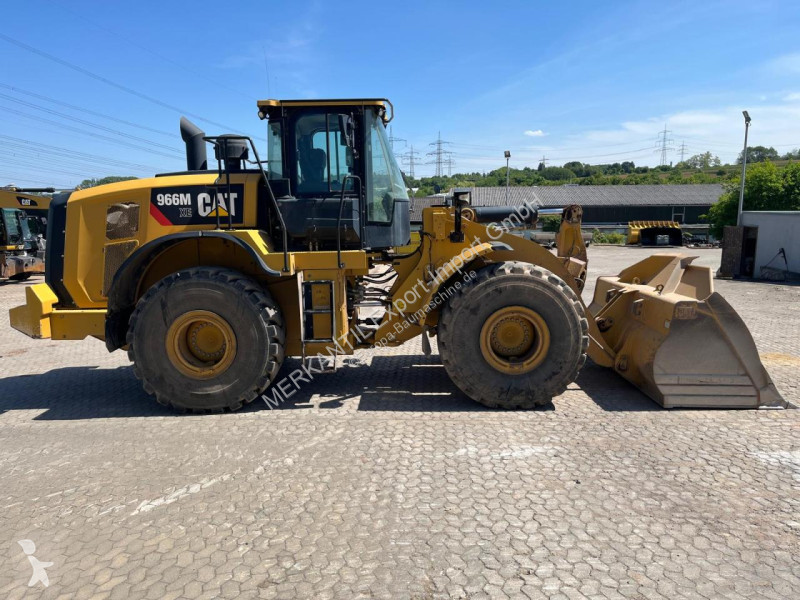 Nakladač Caterpillar MXE