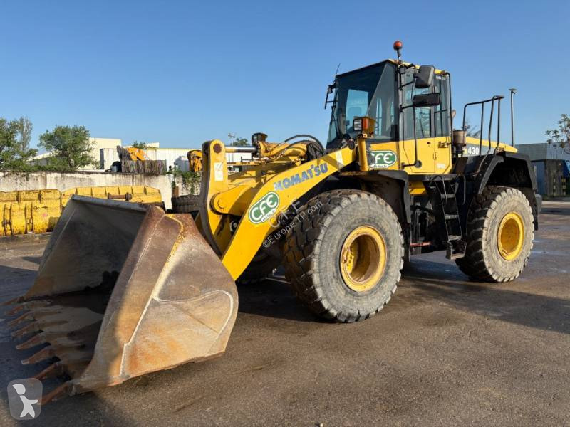 Nakladač Komatsu