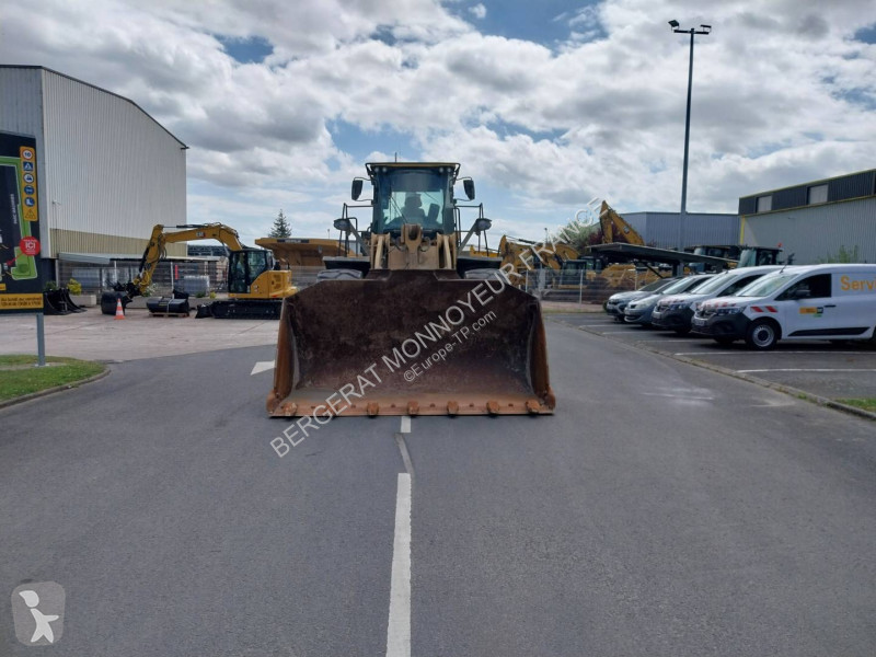 Nakladač Caterpillar 966MXE