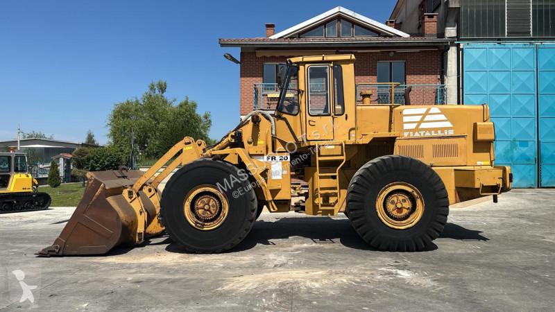 Фронтальный погрузчик Fiat-Allis FR 20 4X4