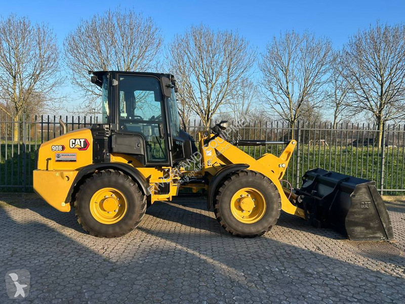 Nakladač Caterpillar only 625 hours, ac, 40 km/h