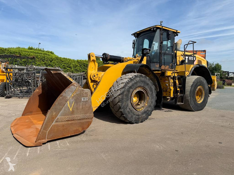 Nakladač Caterpillar 972 M