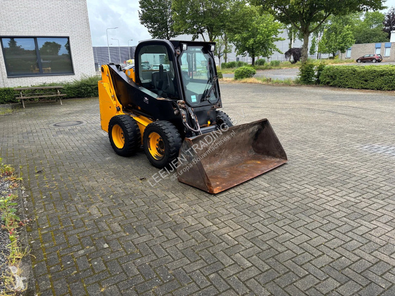 Nakladač JCB 155 (T4) BW2