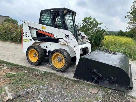 Pala Bobcat