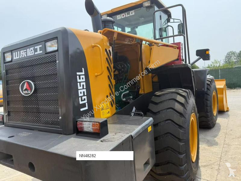 Nakladač SDLG 956L