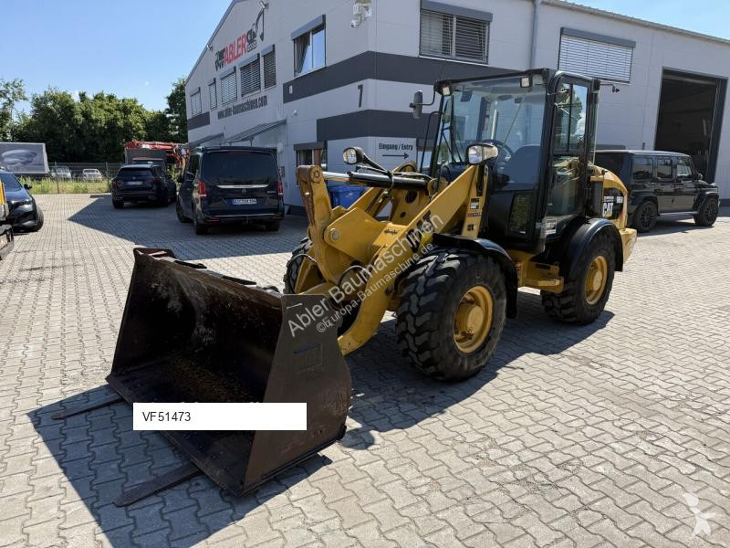 Pala Caterpillar CAT 906M Radlader 55 kW 5600 kg