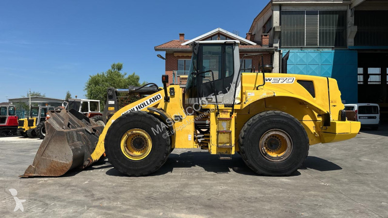 Фронтальный погрузчик New Holland