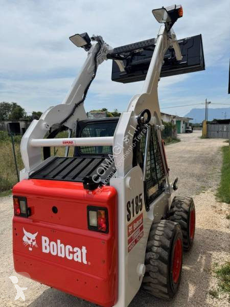 Nakladač Bobcat