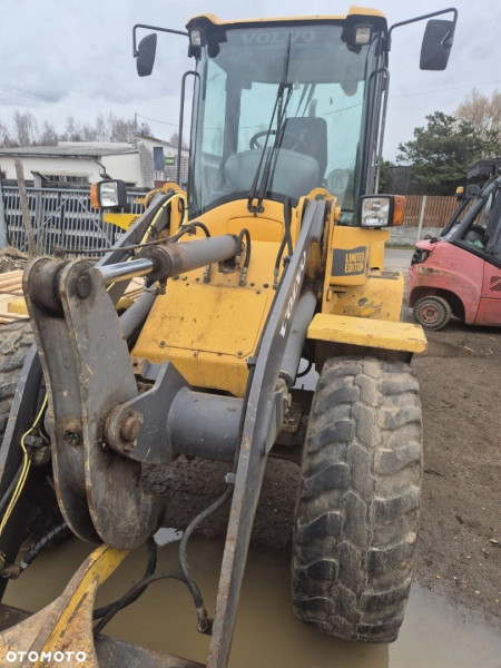Incarcator Volvo L 35B