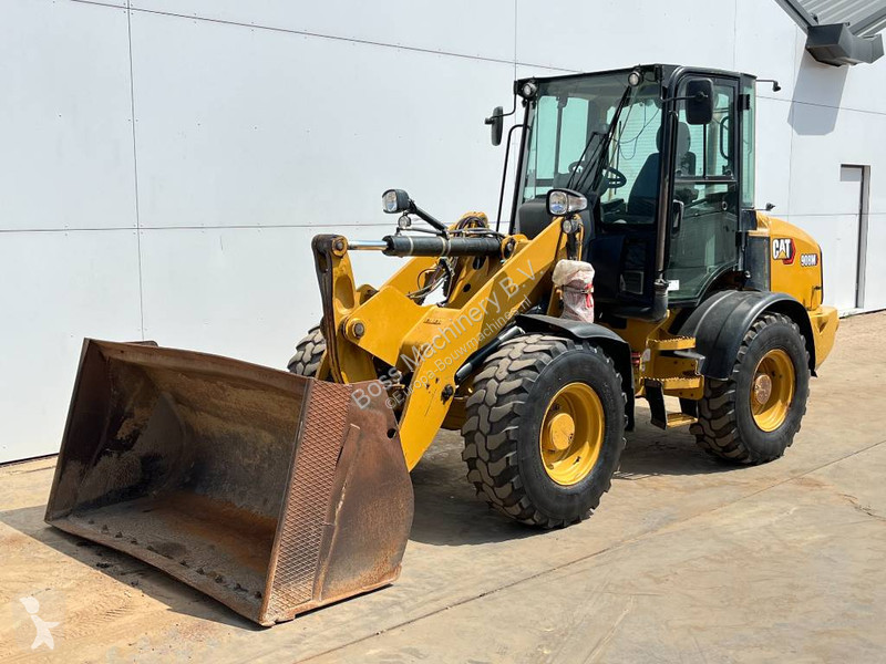 Nakladač Caterpillar M - Quick Coupler /...
