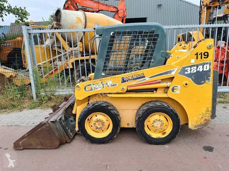 Nakladač Gehl 3840 schranklader bobcat skidsteer