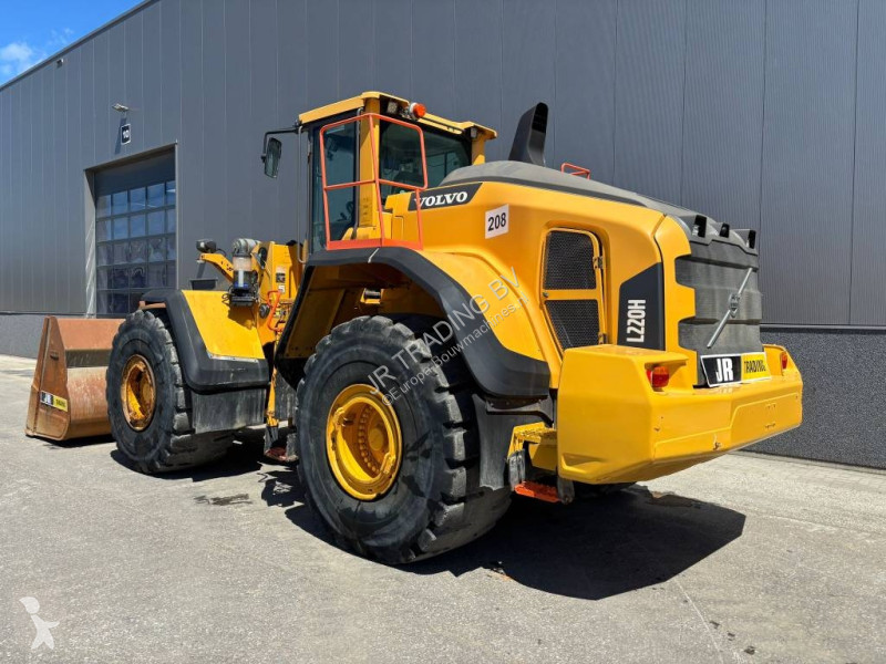 مُحمّلة Volvo L 220 H