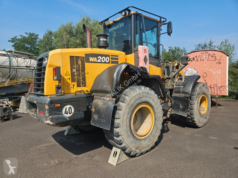 مُحمّلة Komatsu WA 200-7 Radlader defekt