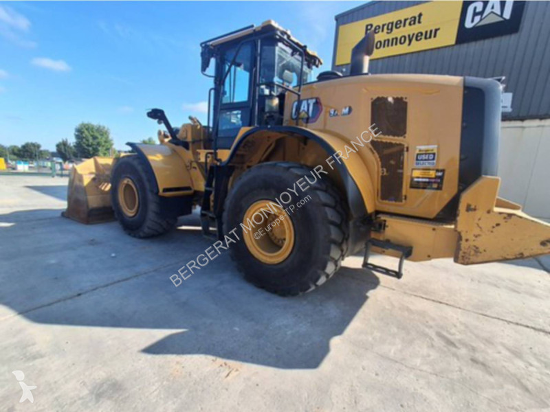 Nakladač Caterpillar 972M