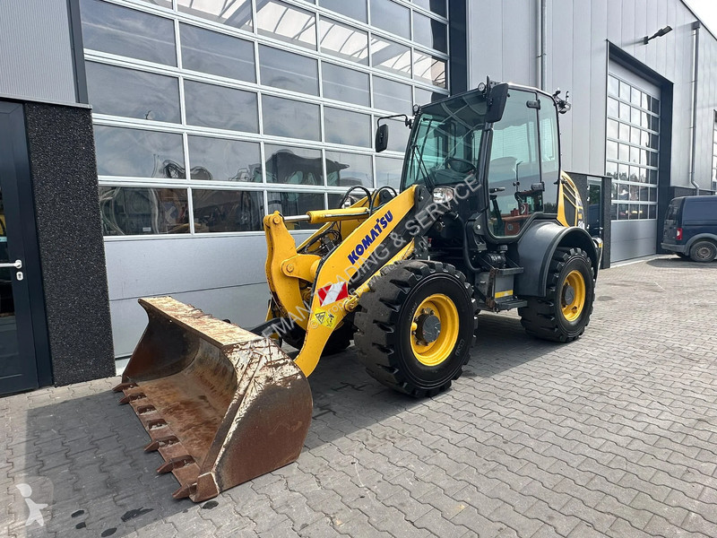 Nakladač Komatsu WA80M-8 | A/C