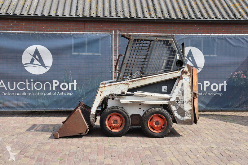 Nakladač Bobcat