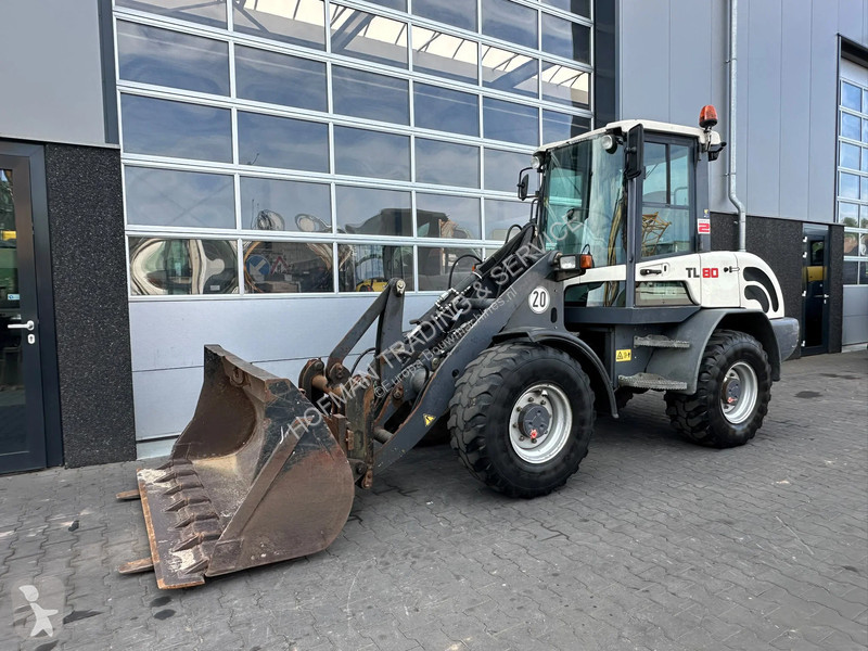 Nakladač Terex