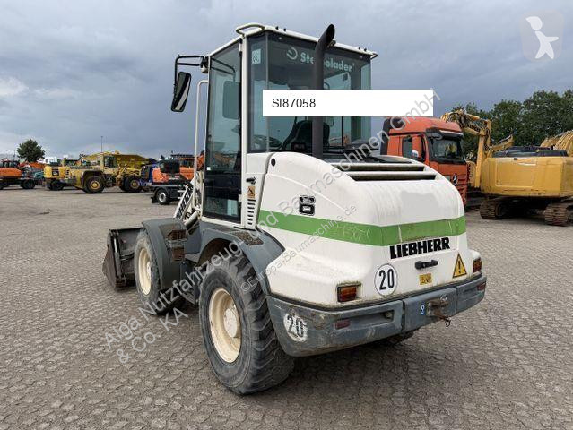 Pala cargadora Liebherr 506...