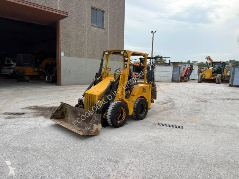 Фронтальный погрузчик JCB 1 CX
