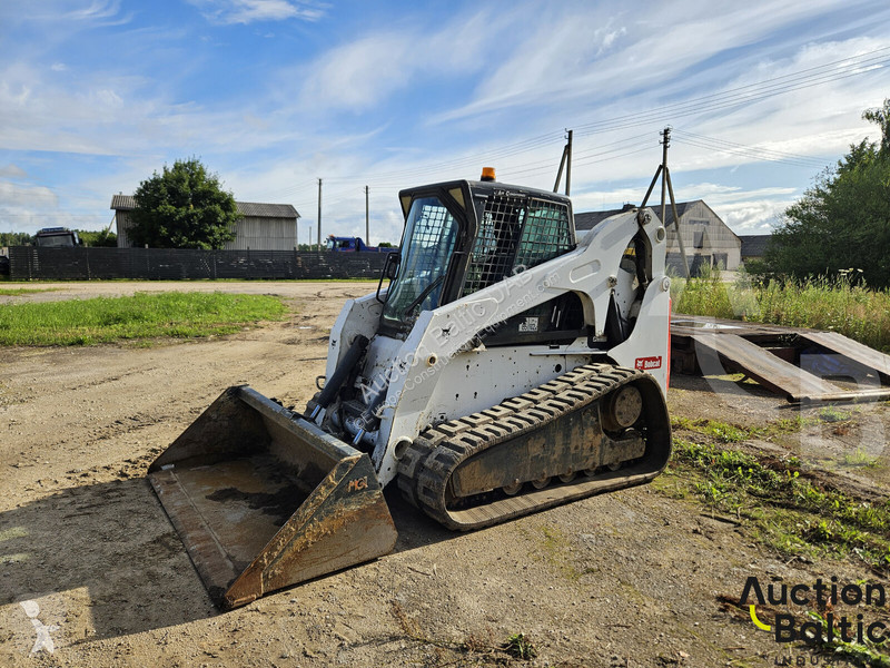 Фронтальный погрузчик Bobcat