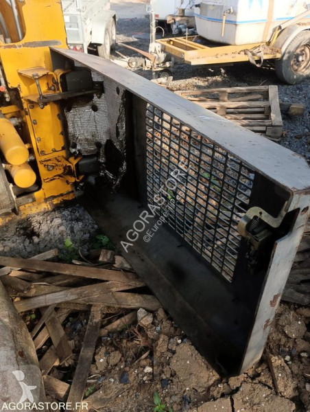 Nakladač JCB robot