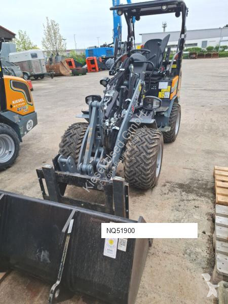 Pala cargadora Giant G2700E X-Tra