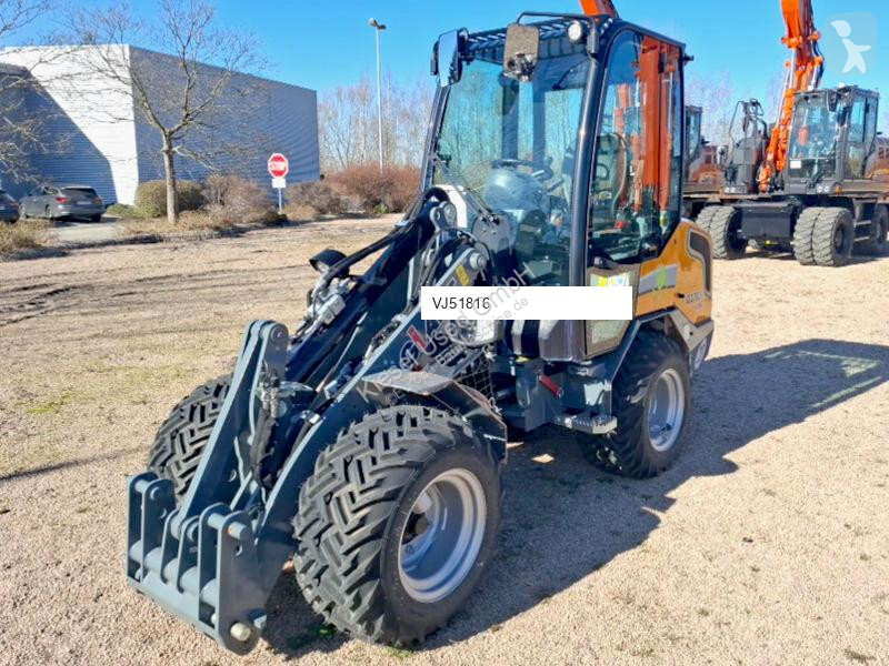 Pá carregadora Giant G2700E X-Tra Elektro
