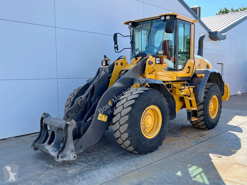 Nakladač Volvo - Quick Coupler / 3th Function