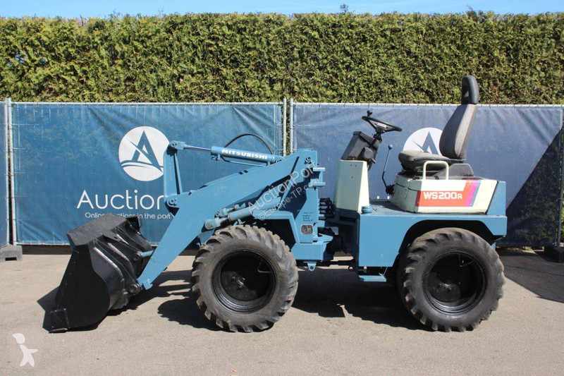 Chargeuse Mitsubishi WS200A