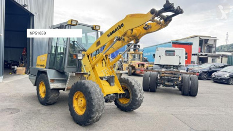 Komatsu WA 90 S