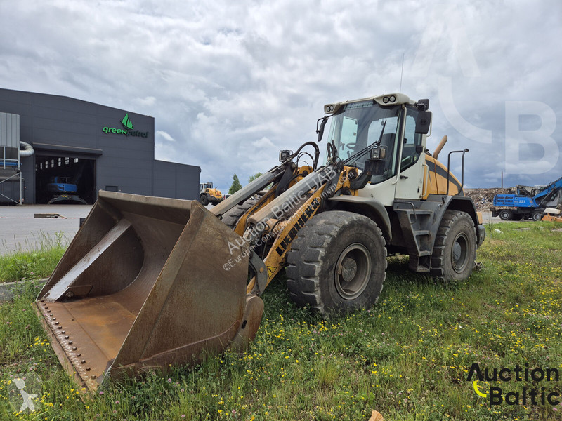 Nakladač Liebherr L 542