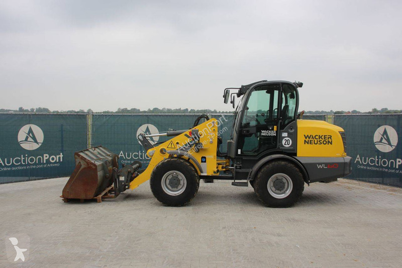 Chargeuse Neuson WL60