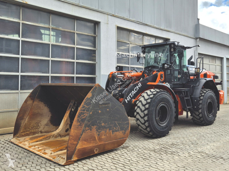 Chargeuse Hitachi 7 High Lift