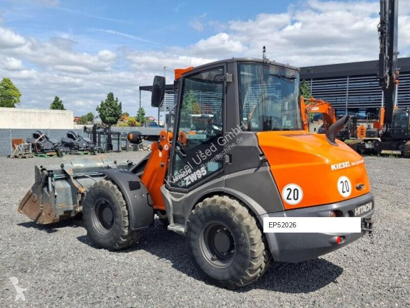 Pala cargadora Hitachi 6