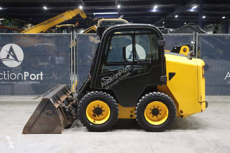 Pala cargadora JCB 155 (T4) BW2