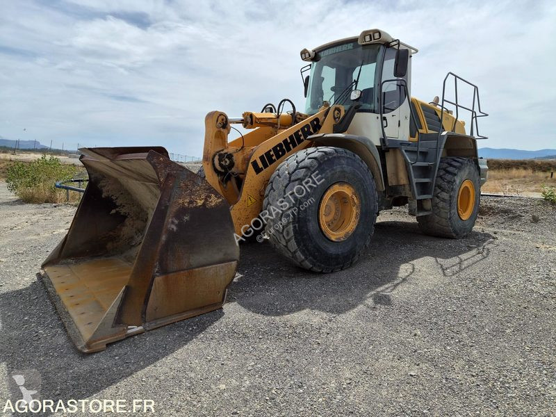 Shovel Liebherr 566