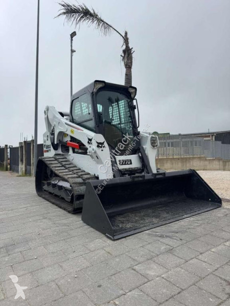 Навантажувач Bobcat